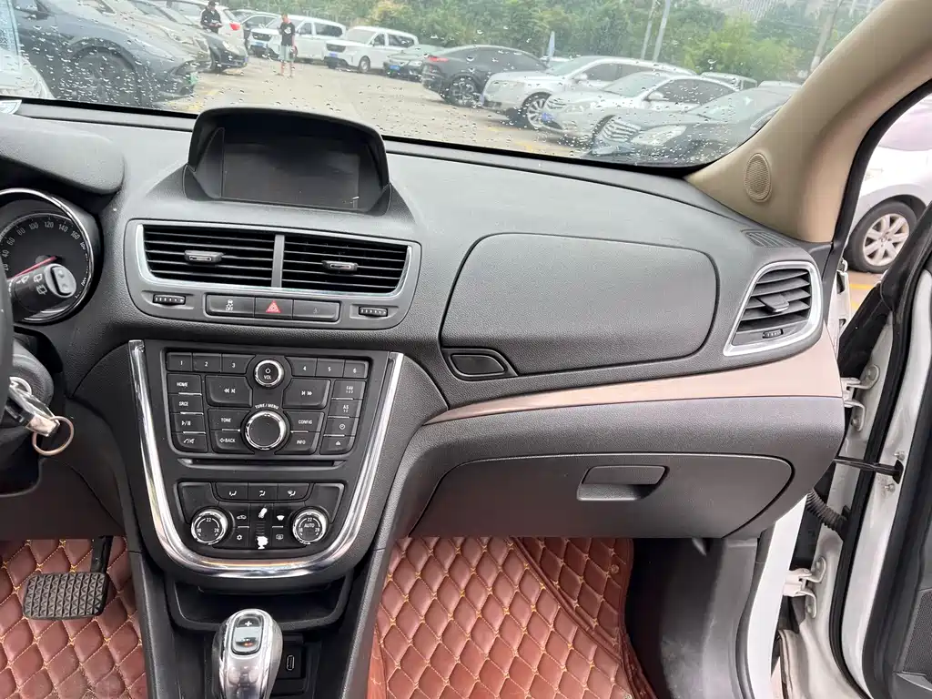 Buick Encore — миниатюра 8
