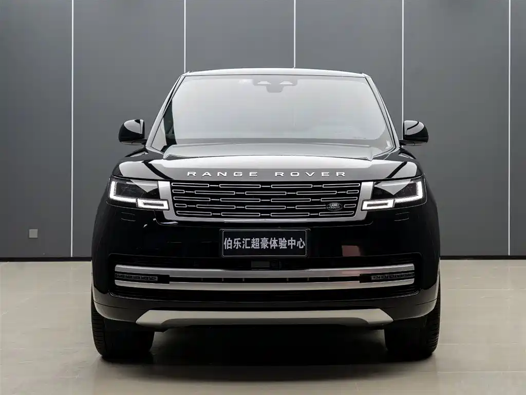 Land Rover Range Rover 2025 3.0 L6 400PS Long Wheelbase