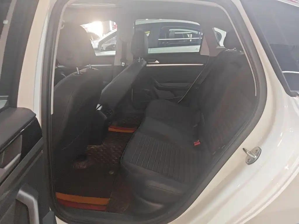 Volkswagen Lavida — миниатюра 17