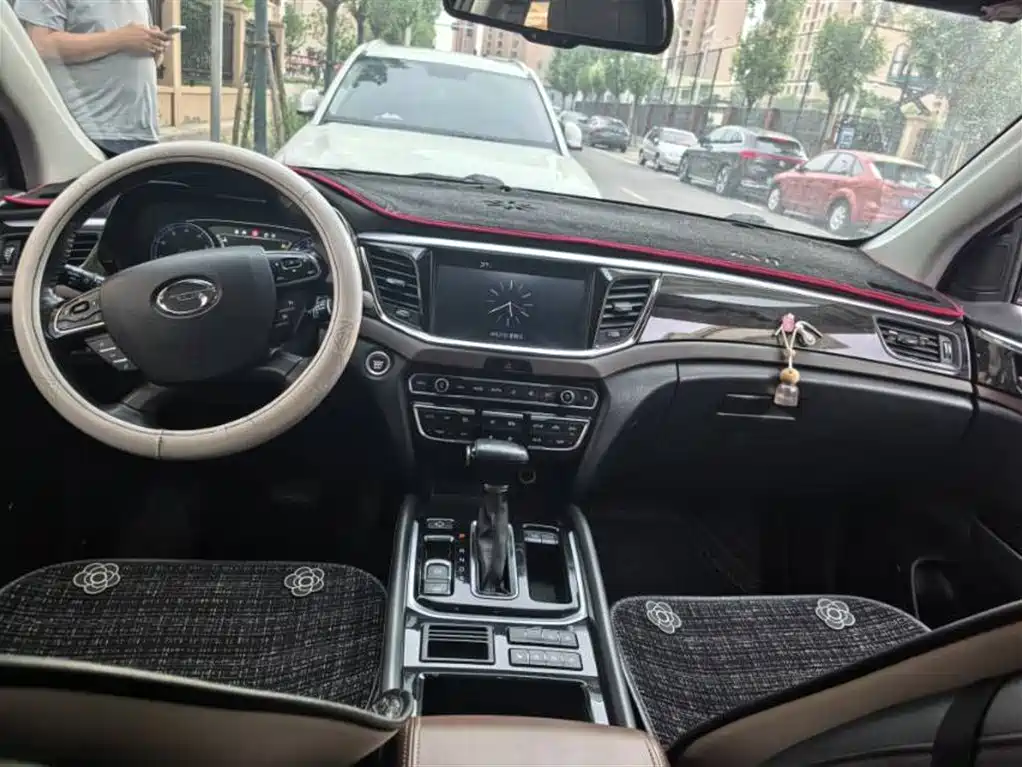 GAC GS8 2017 320T Luxury Smart Connect （ мест）