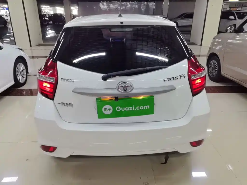 Toyota Vios FS — миниатюра 6