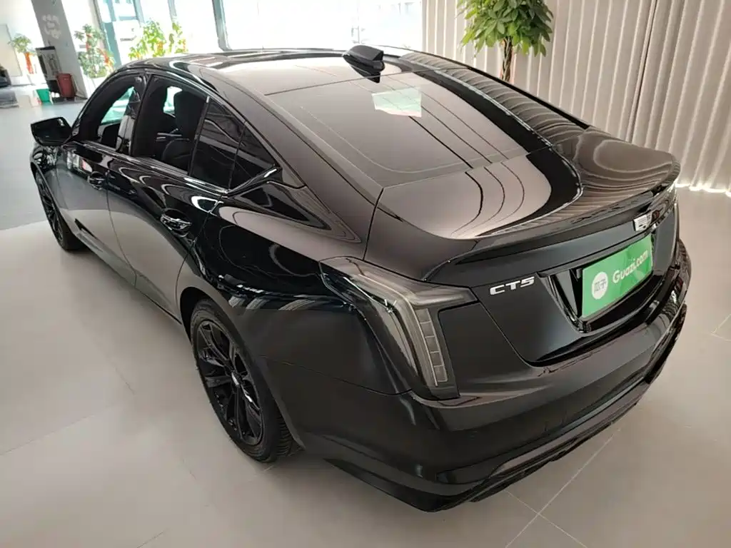 Cadillac CT5 — миниатюра 5