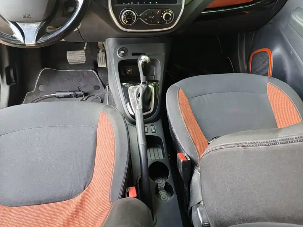 Renault Captur — миниатюра 14