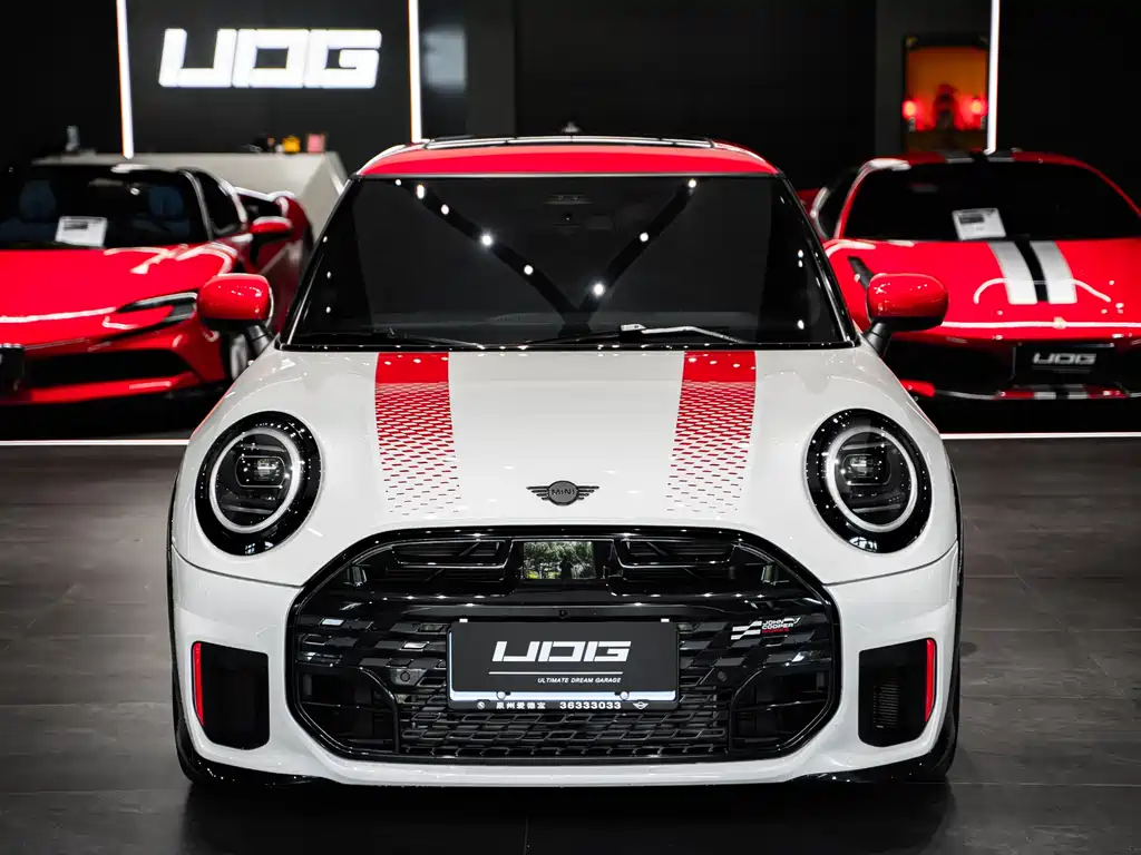 MINI JCW