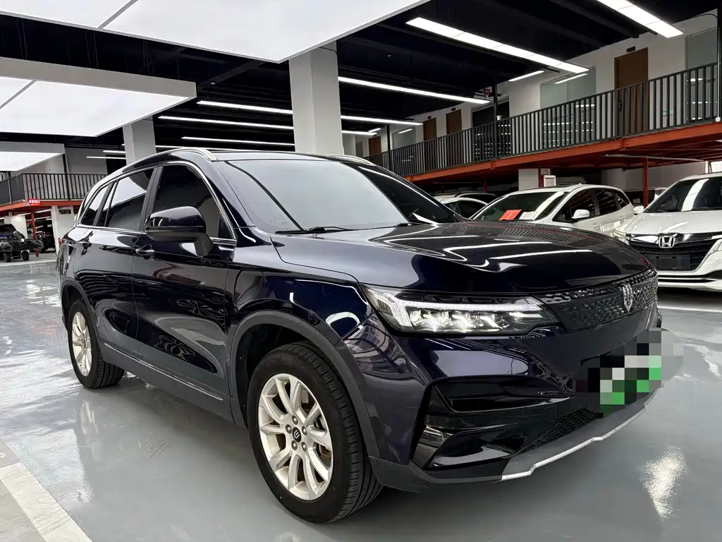 Skyworth EV6 — миниатюра 3