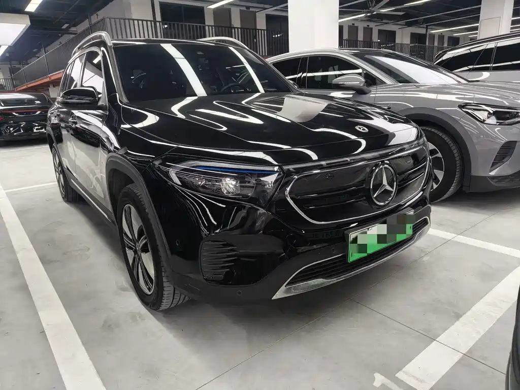 Mercedes-Benz EQB — миниатюра 2
