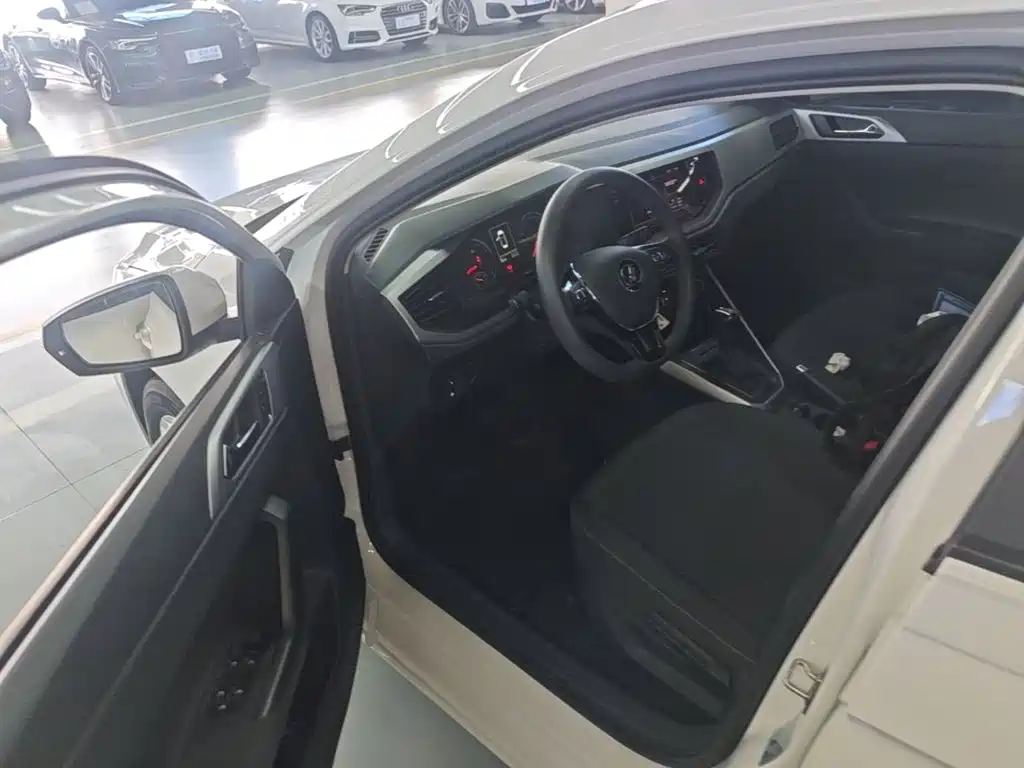 Volkswagen Polo — миниатюра 16