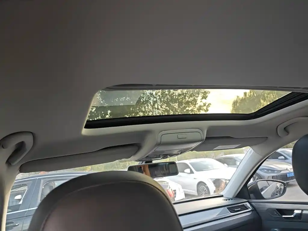 Volkswagen Passat — миниатюра 18