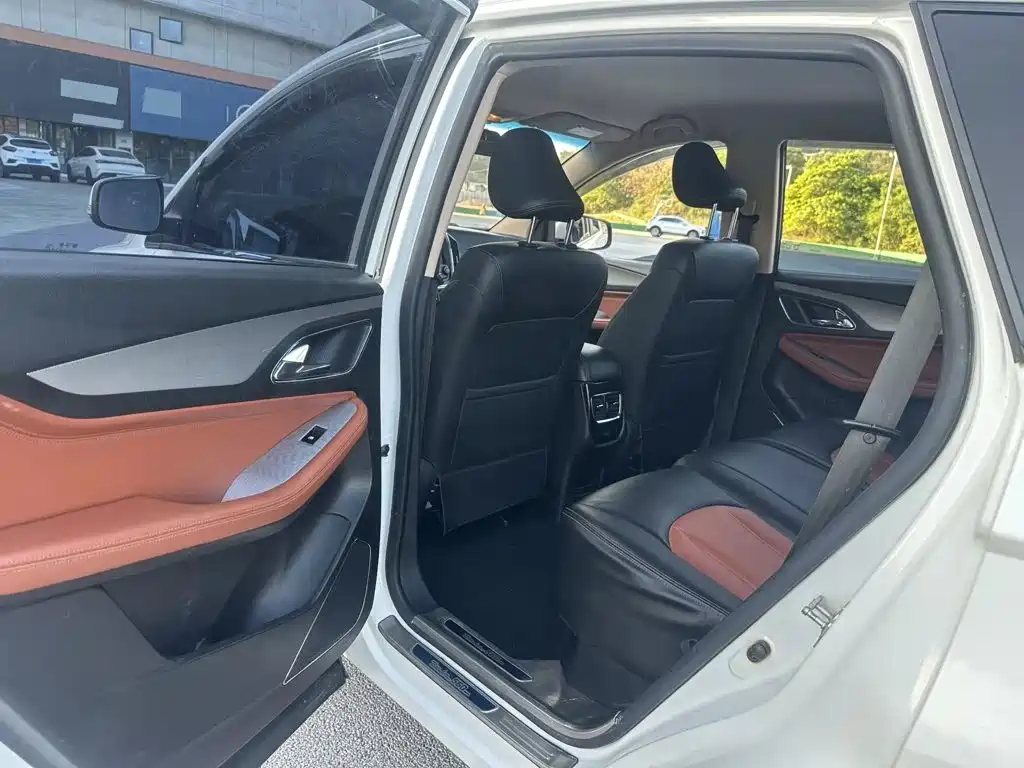 Baojun 560 — миниатюра 6