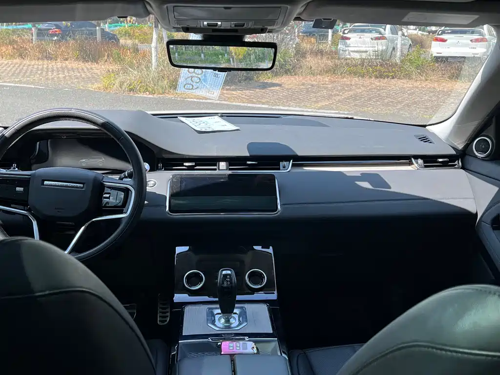 Land Rover Range Rover Evoque 2022 L 249PS R-Dynamic Luxury