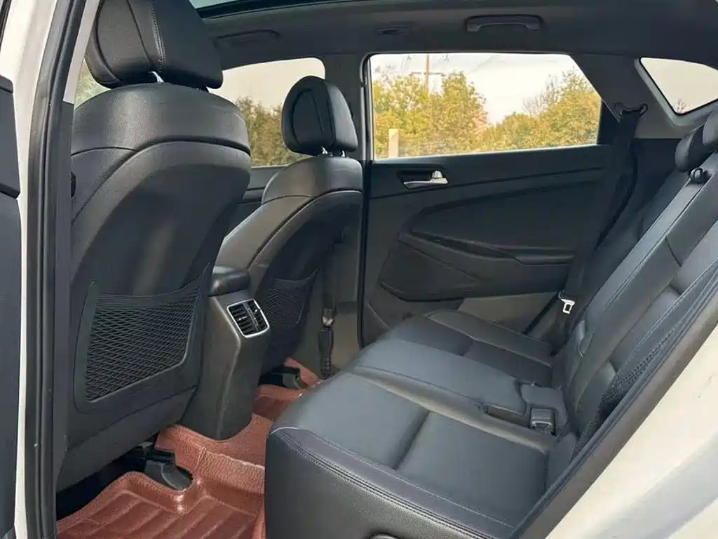 Hyundai Tucson — миниатюра 7