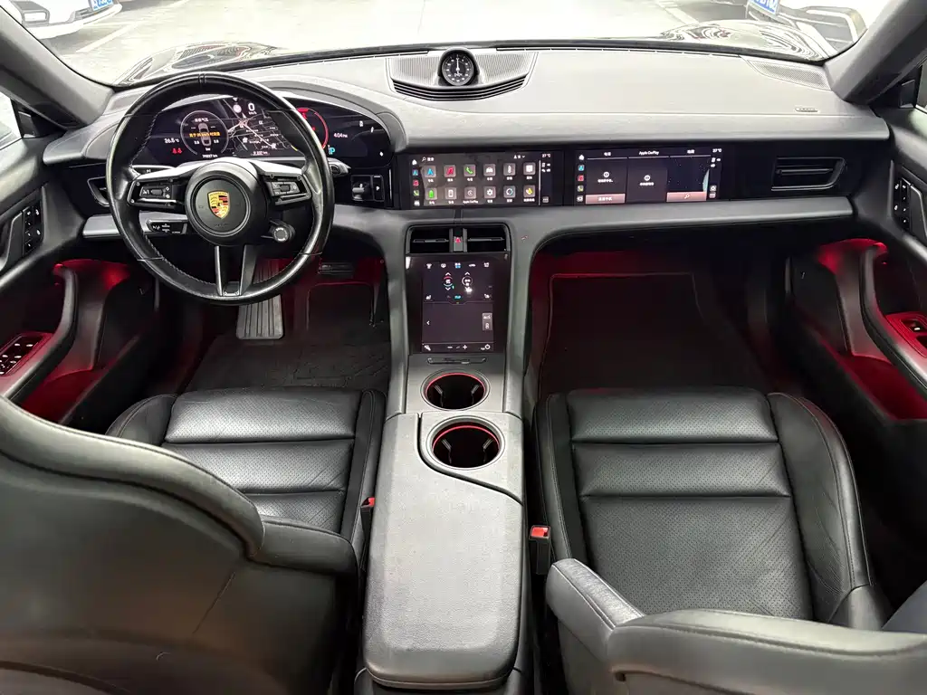 Porsche Taycan — миниатюра 7
