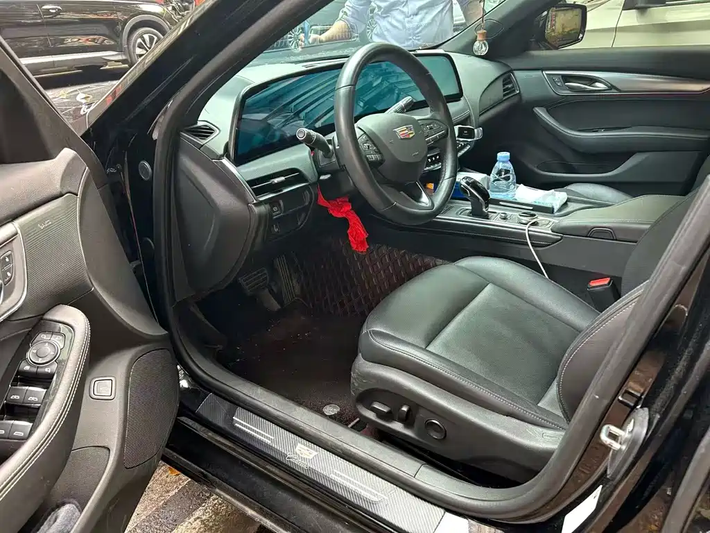 Cadillac CT5 — миниатюра 3