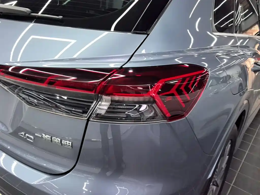 Audi Q4 e-tron — миниатюра 8