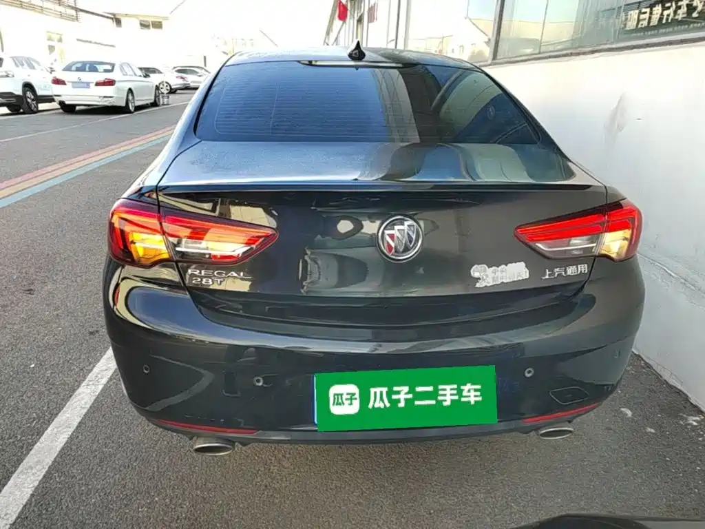 Buick Regal — миниатюра 6