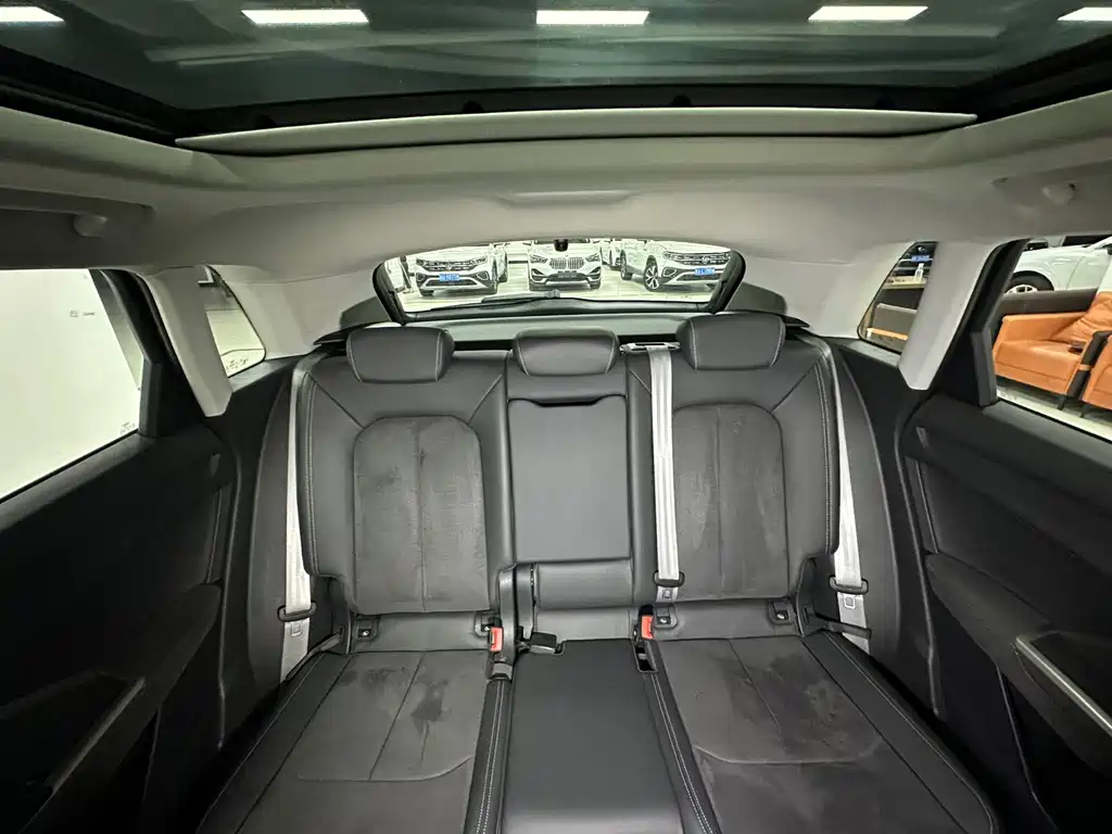 Audi Q3 — миниатюра 15