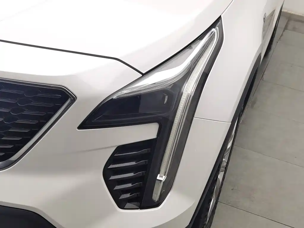 Cadillac XT4 — миниатюра 7