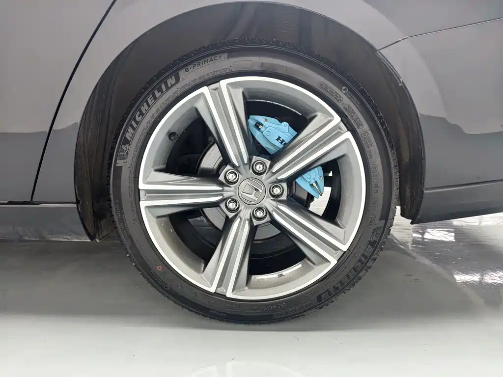 Honda Accord — миниатюра 9