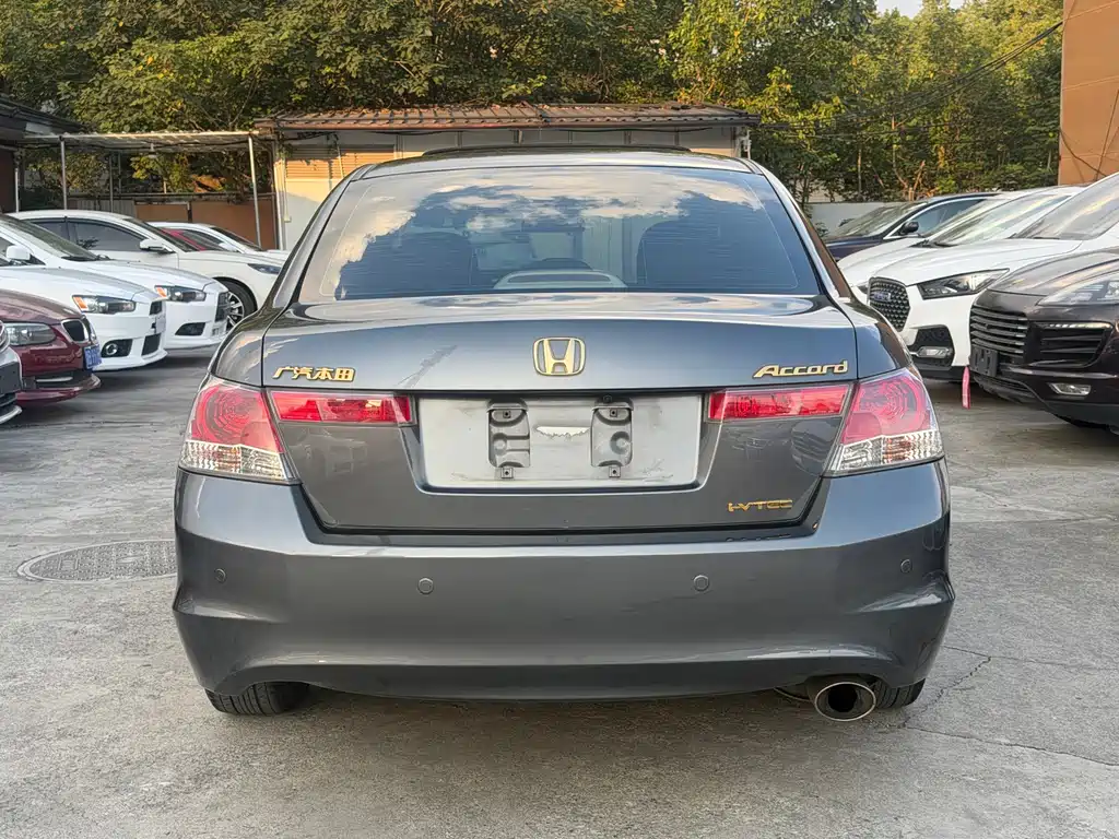 Honda Accord — миниатюра 14