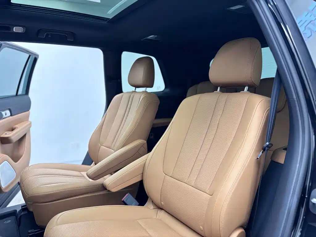 Li Auto Li ONE — миниатюра 17