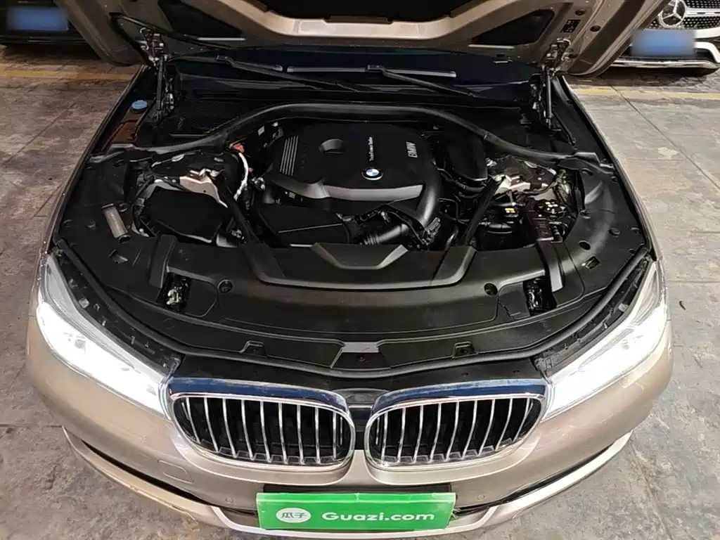 BMW 7 Series — миниатюра 20