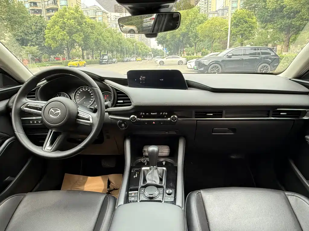 Mazda 3 Axela — миниатюра 5