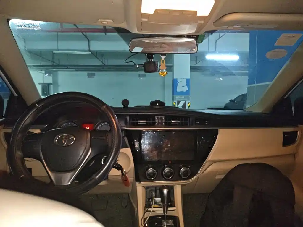 Toyota Corolla — миниатюра 9