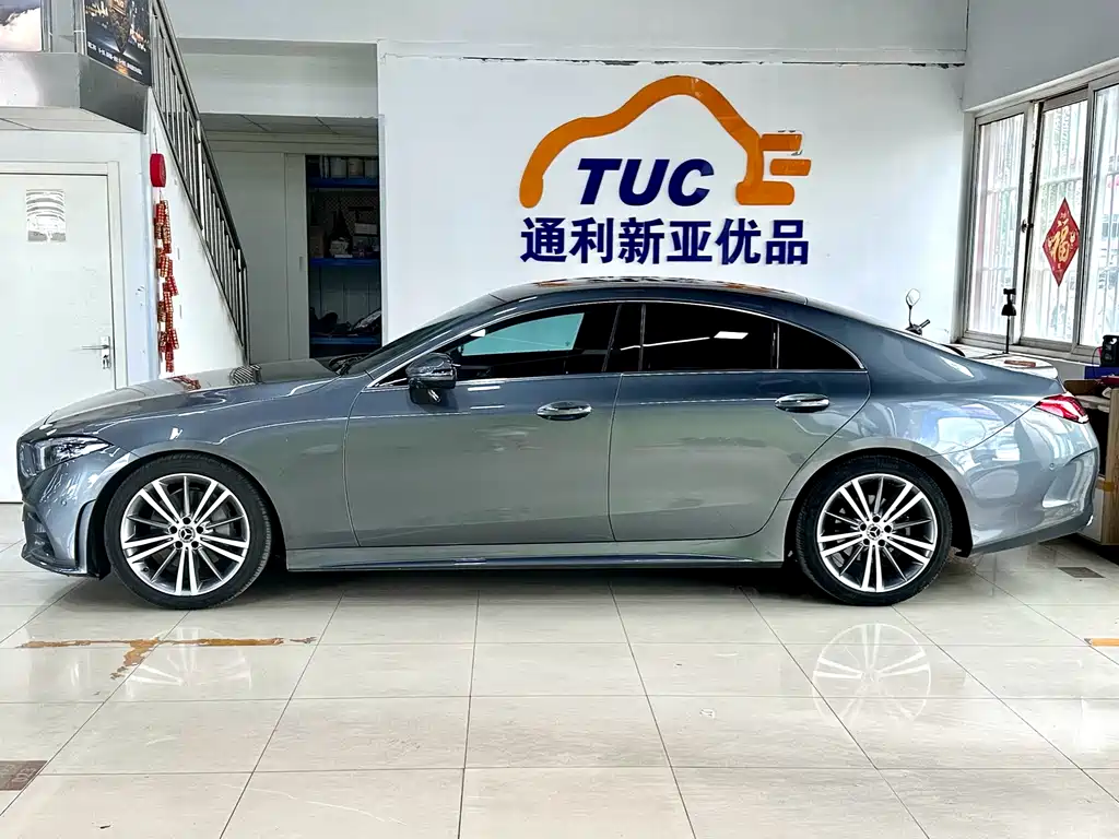 Mercedes-Benz CLS 2018 CLS 300 Luxury