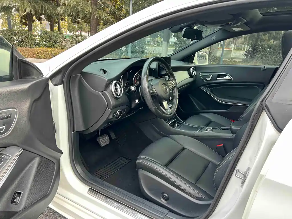 Mercedes-Benz CLA (Import) — миниатюра 9