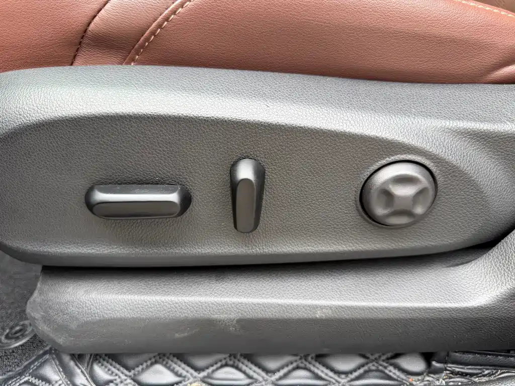 Buick Envision Plus — миниатюра 8