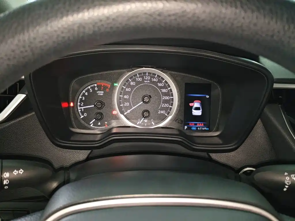 Toyota Corolla — миниатюра 12