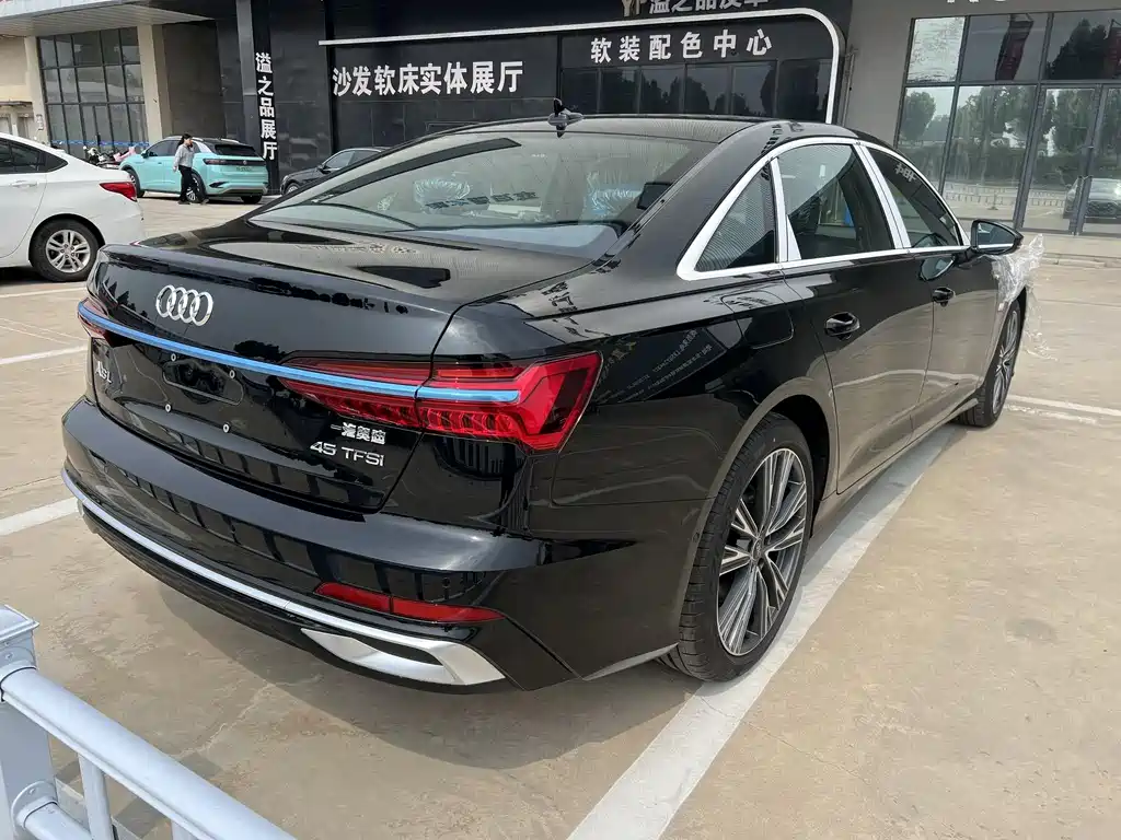 Audi A6L 2026 45 TFSI