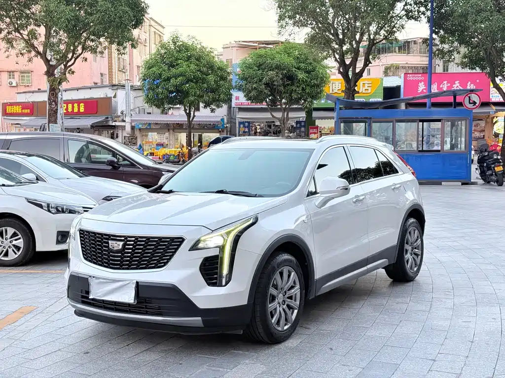 Cadillac XT4