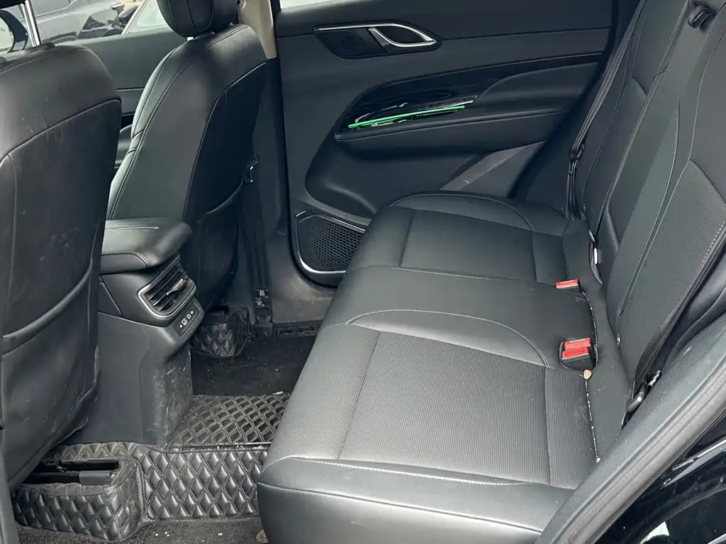 Hongqi Hongqi HS3 PHEV — миниатюра 12
