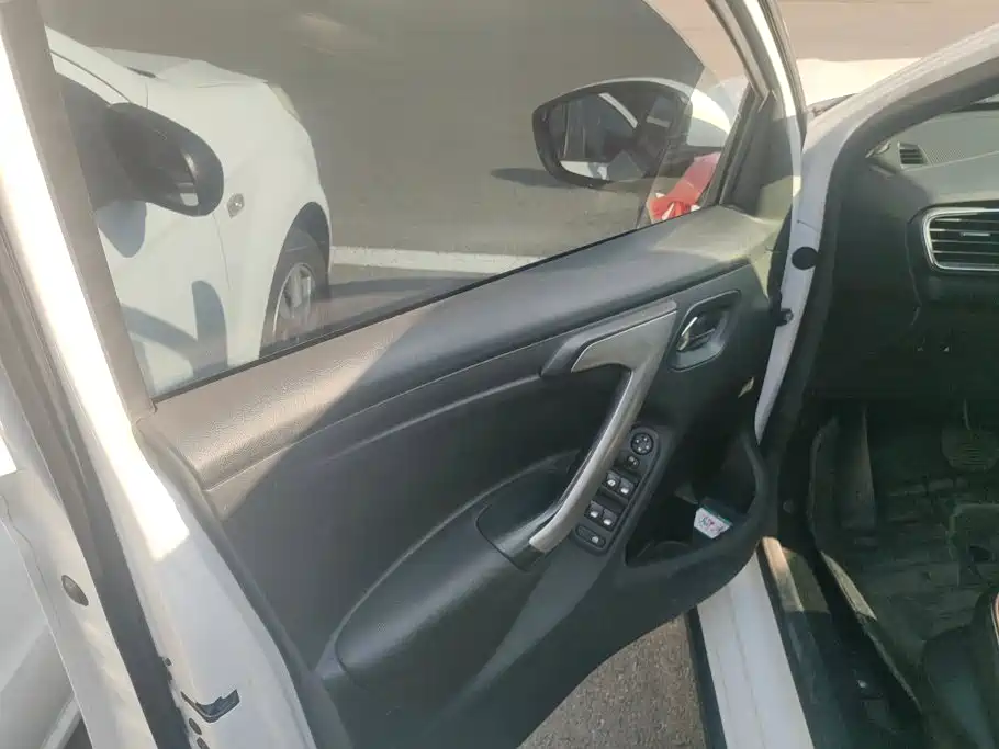 Citroen C3-XR — миниатюра 7