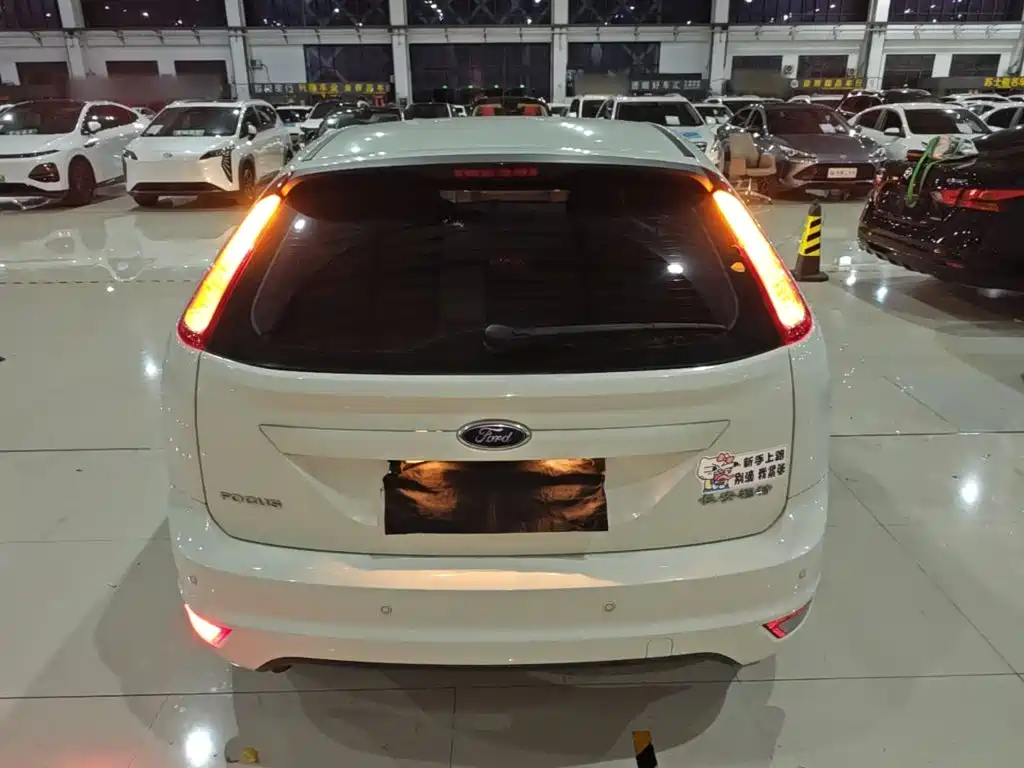 Ford Focus — миниатюра 6