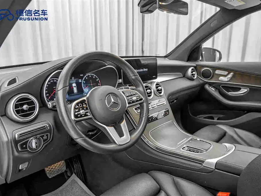 Mercedes-Benz GLC — миниатюра 12