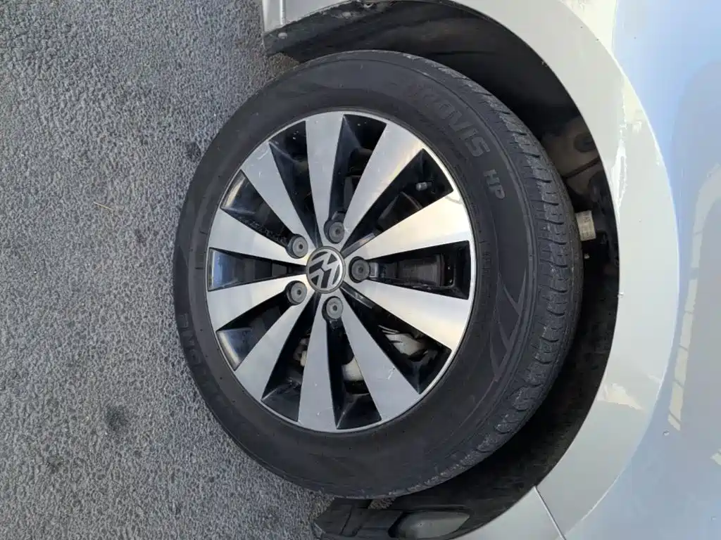 Volkswagen Sagitar — миниатюра 23