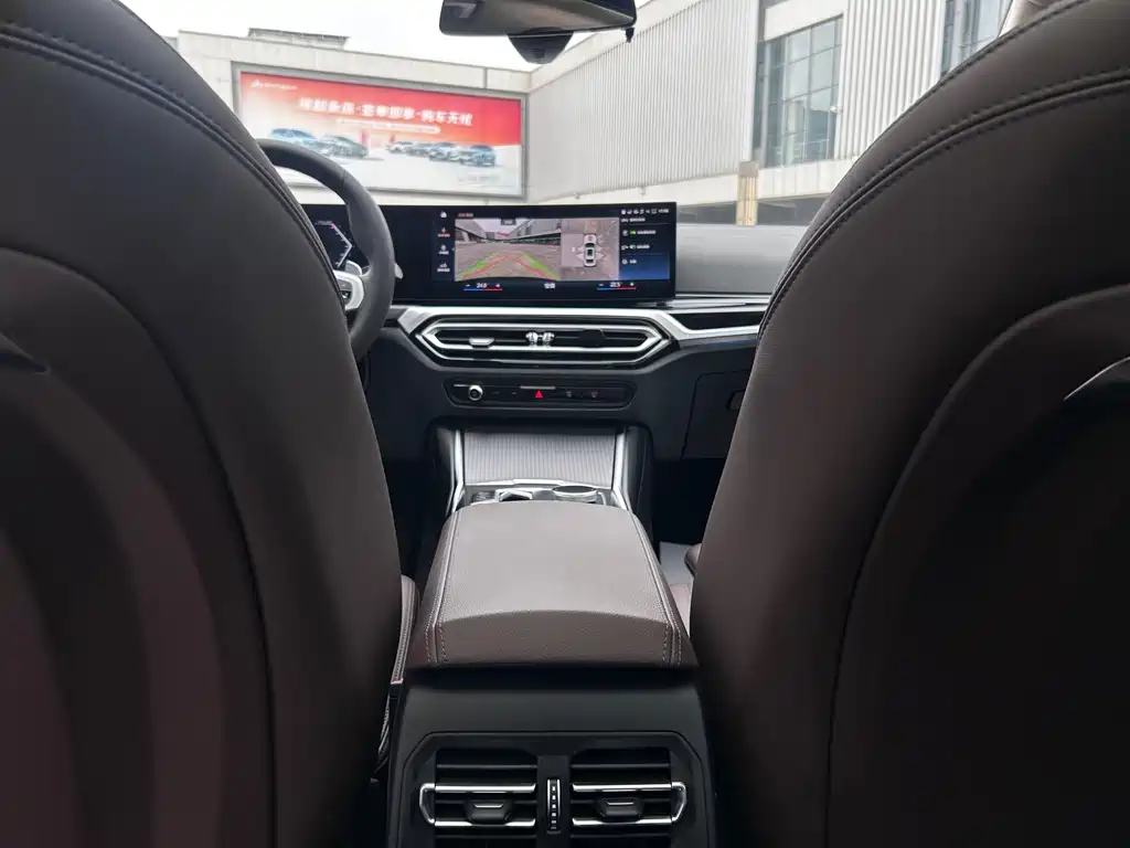 BMW 3 Series — миниатюра 16