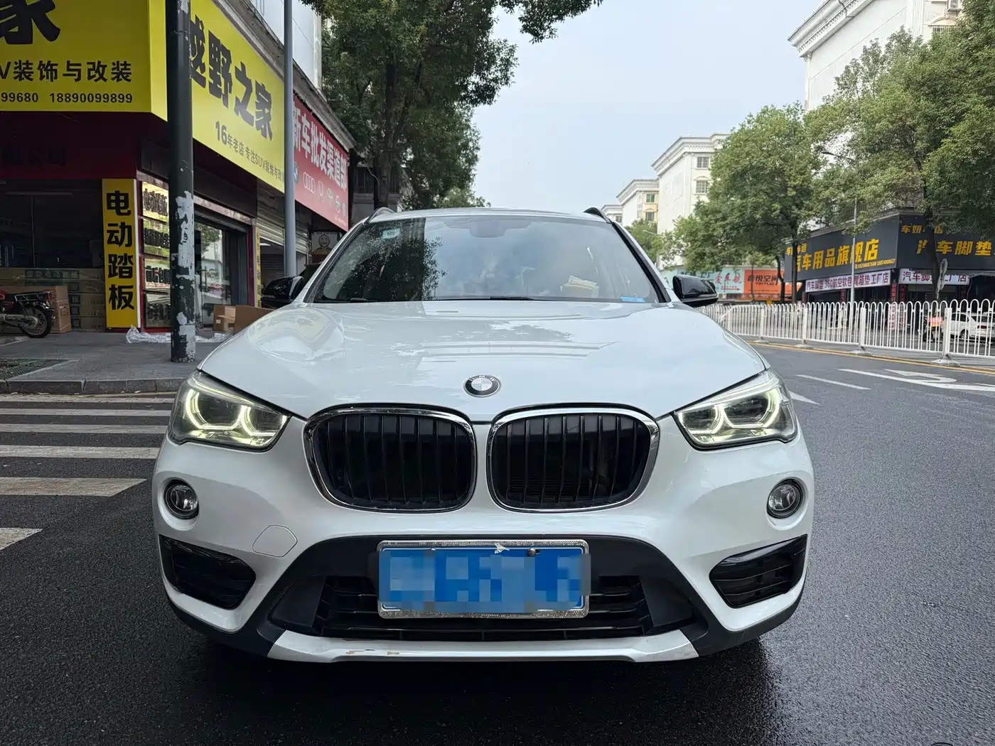 BMW X1