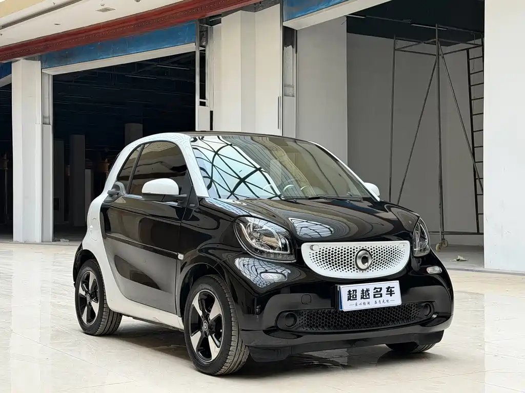 smart Smart Fortwo — миниатюра 3