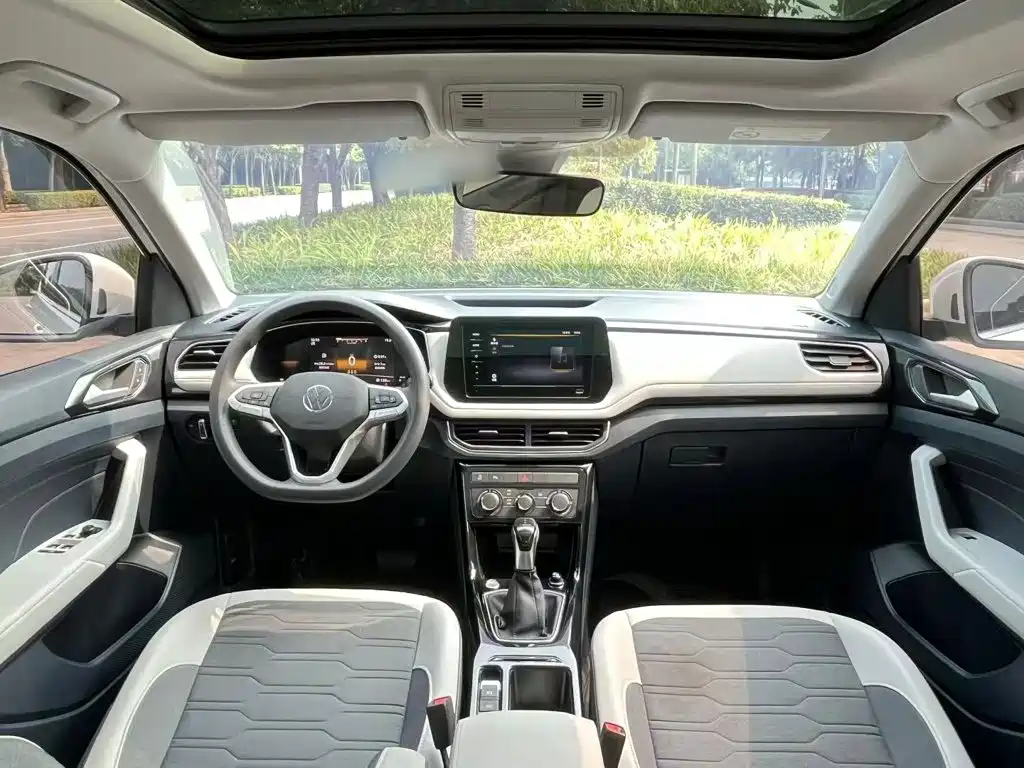Volkswagen Tharu — миниатюра 10