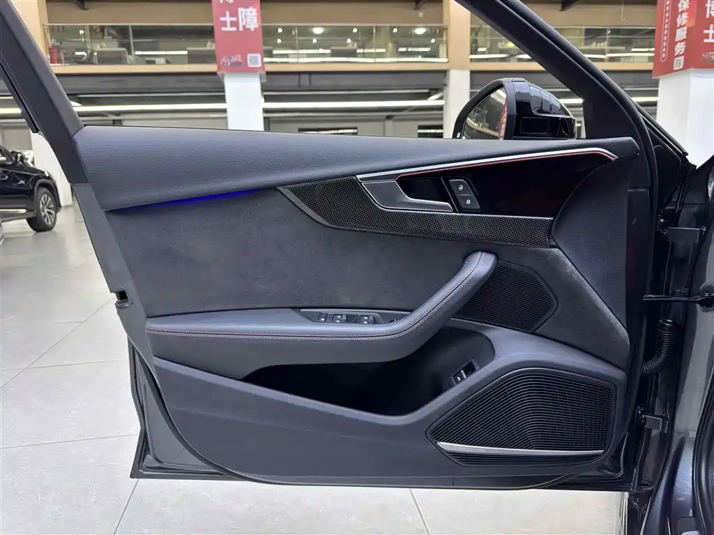 Audi S4 — миниатюра 15