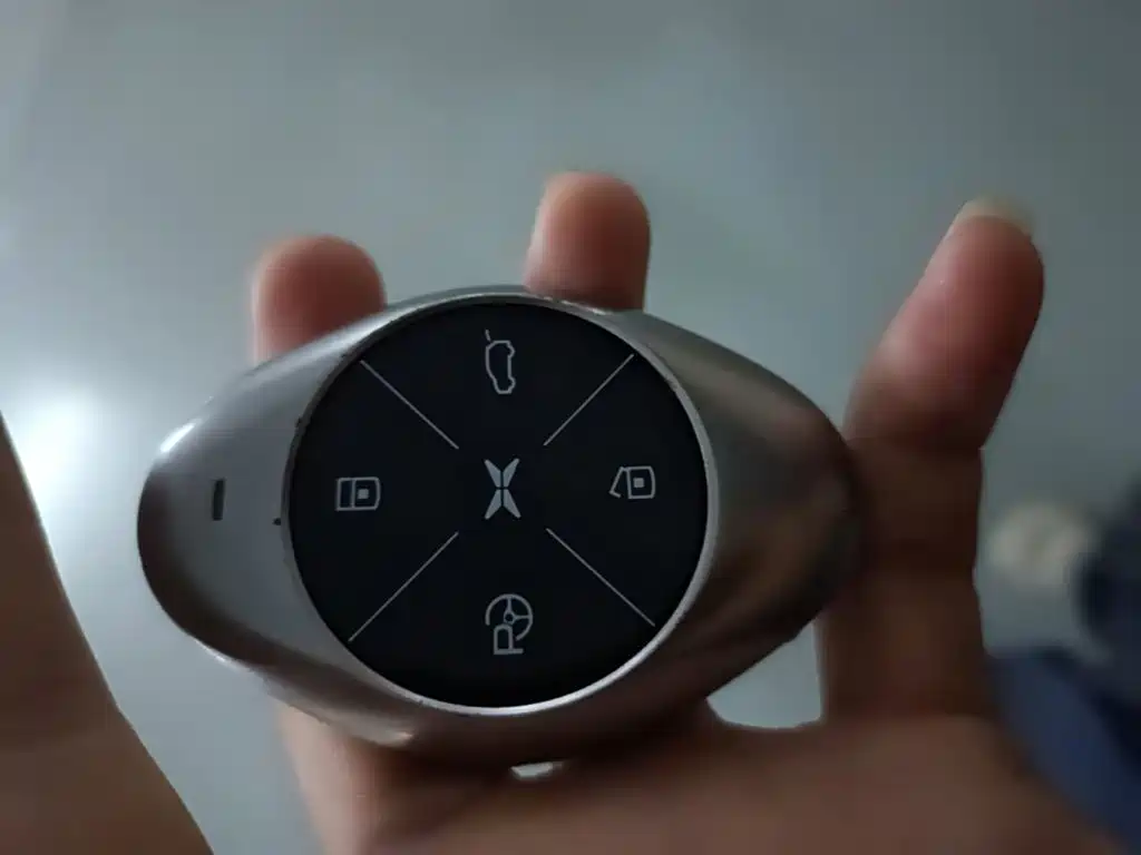XPeng G3 — миниатюра 9