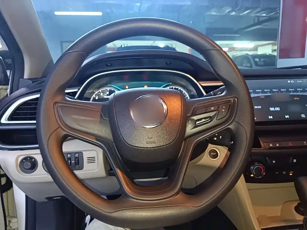 Buick Excelle — миниатюра 11