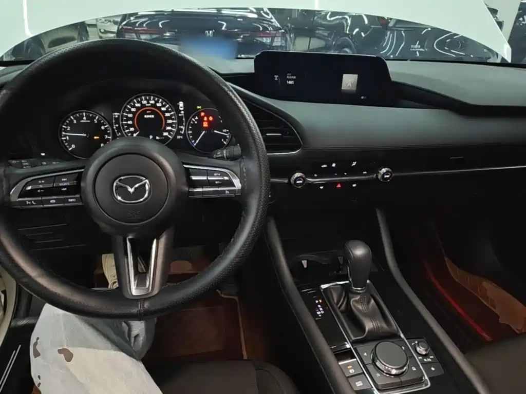 Mazda 3 Axela — миниатюра 10