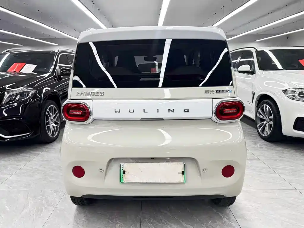Wuling MINIEV — миниатюра 5