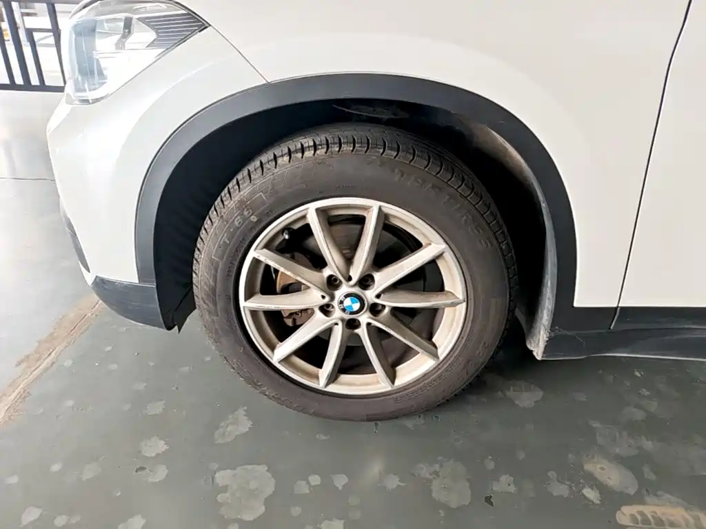 BMW X1 — миниатюра 23