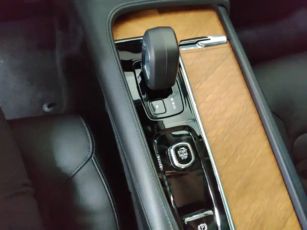 Volvo S90 — миниатюра 14