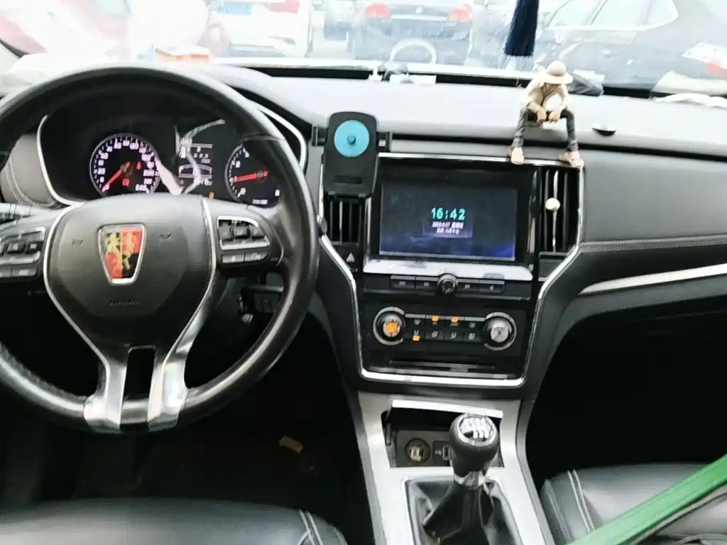 Roewe RX5 — миниатюра 14